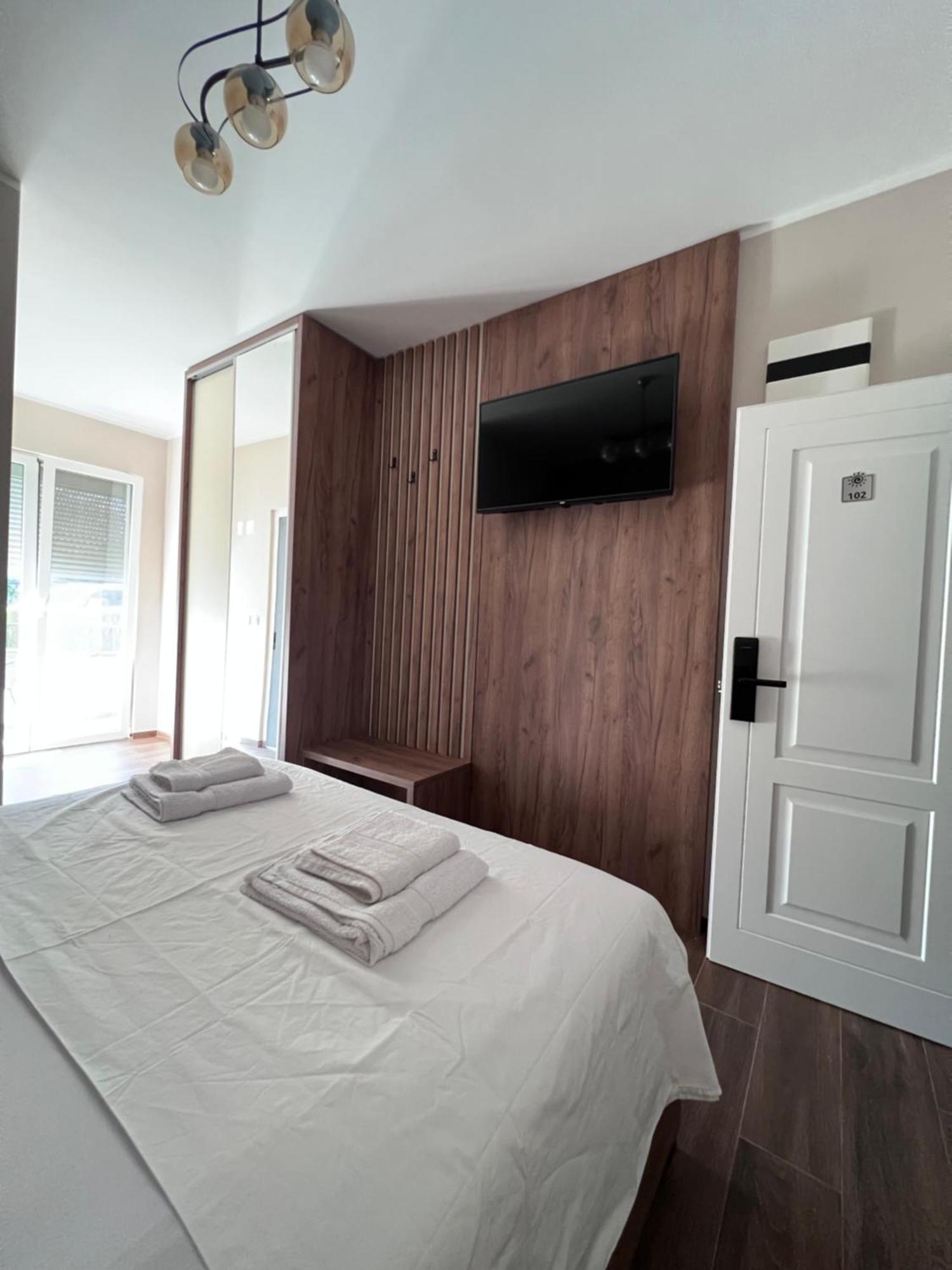 Residence Leora Ulcinj Exterior photo