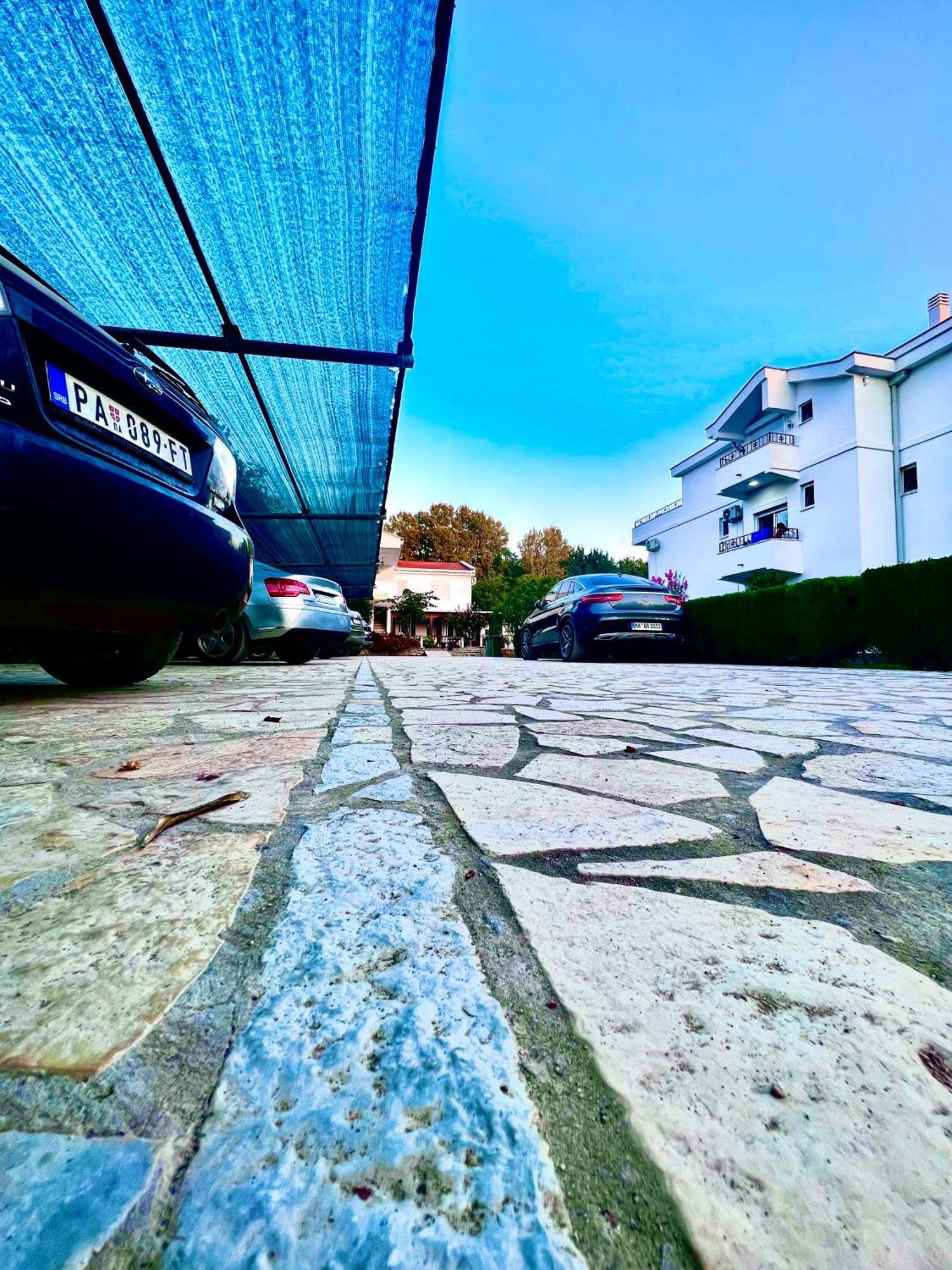 Residence Leora Ulcinj Exterior photo
