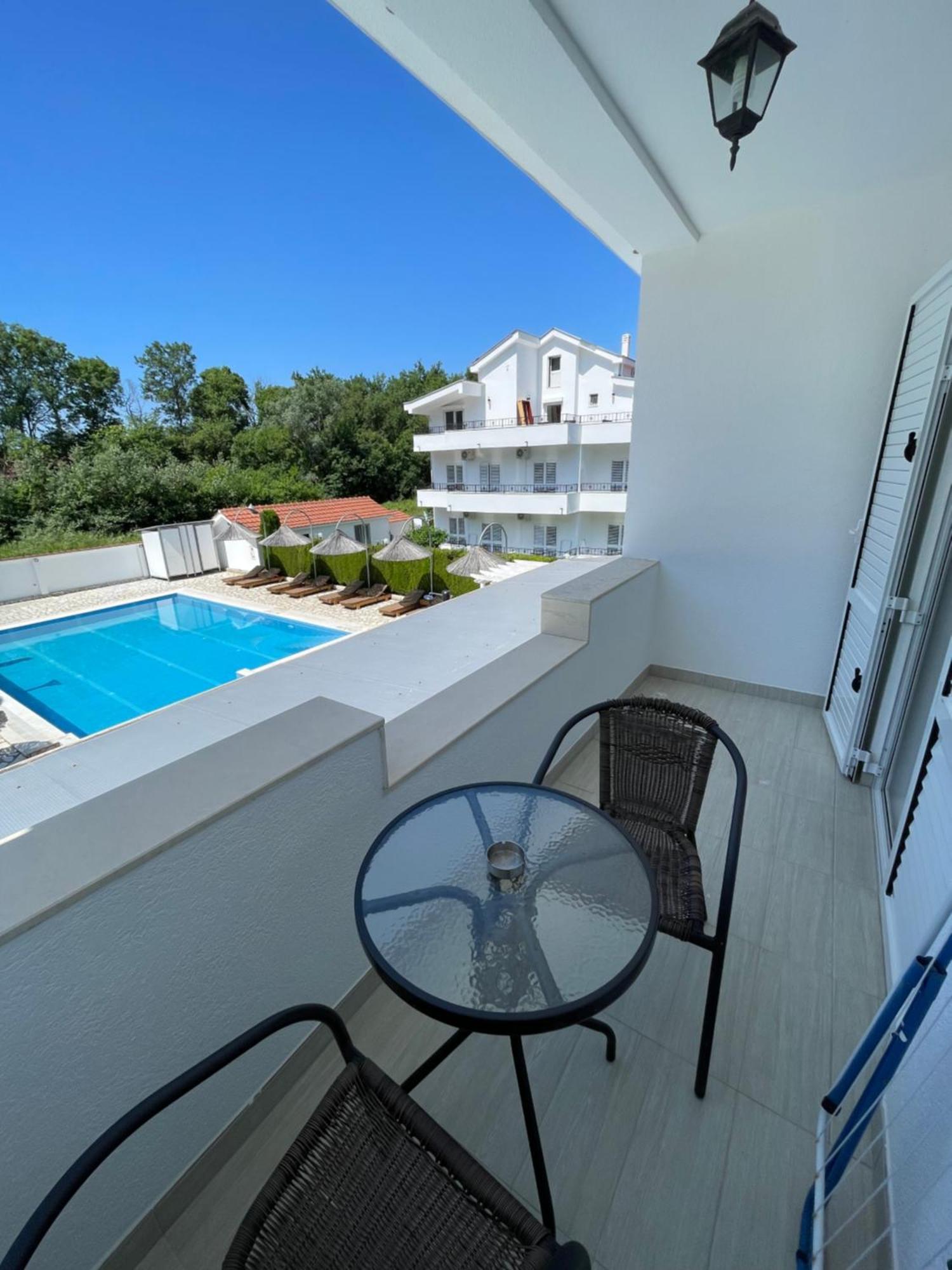 Residence Leora Ulcinj Exterior photo